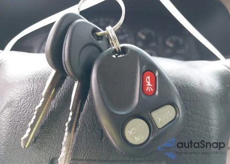 2002 GMC Yukon Xl 1500 Slt из США, поврежденный, VIN 3GKEC16Z02G309317